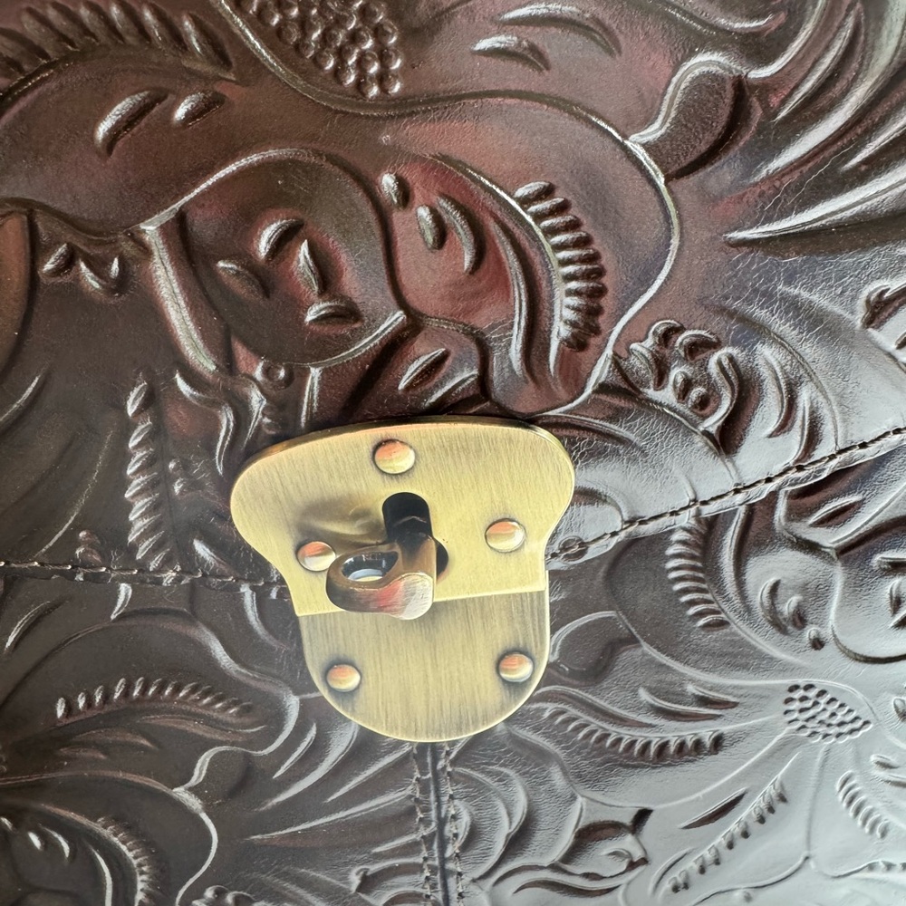 Patricia Nash Sinclair Embossed Leather backpack - Picture 4 of 6